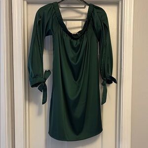 Elegant Green Off-Shoulder Dress